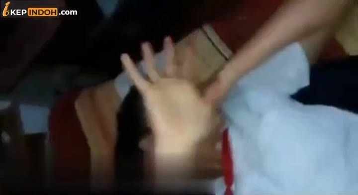 Background nonton video viral Bokep BOCIL China Main Kuda²an Di Rumah Tetangga
