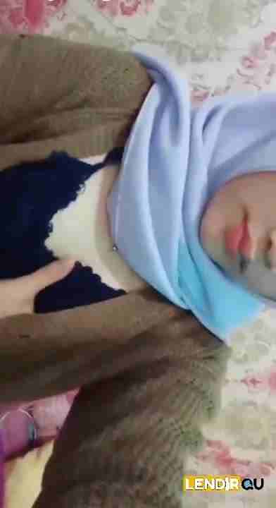 Background nonton video viral Bocil Laura Deodoran Di Masukin Buat Ewe Vidoy
